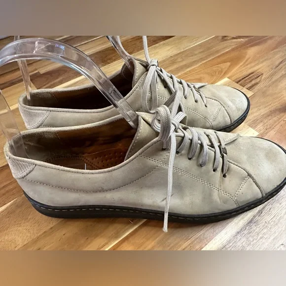 Salvatore Ferragamo Sport Italy Women’s Sneaker Size 7 1/2 - Picture 2 of 16